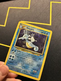 Kingdra 8/111 MP -Vintage Holo Pokemon Card- Neo Genesis (4s) - Image 3