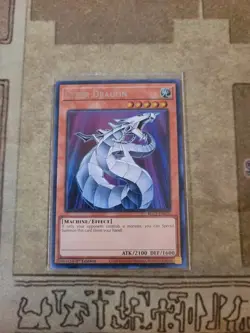 YUGIOH CYBER DRAGON BLC1-EN020 ULTRA 1ST ED NM - Image 1