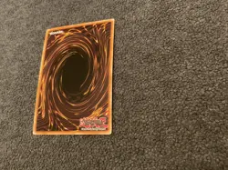 Yu-Gi-Oh Dark Magician LC01-EN005 Limited Edition - Image 2