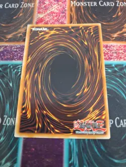 Yugioh Crystal Beast Emerald Tortoise BLCR-EN049 Ultra Rare 1st Edition NM - Image 3