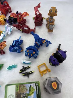 Bakugan Battle Brawlers Lot of 26 Brawlers & Cards LOT - Image 4