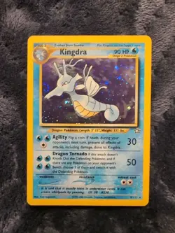 Kingdra 8/111 Neo Genesis Holo LP - Lightly Played Pokemon Card - Image 1
