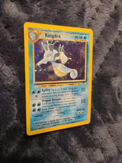 Kingdra 8/111 Neo Genesis Holo LP - Lightly Played Pokemon Card - Image 3