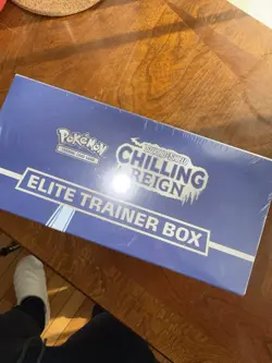 POKEMON SWORD & SHIELD CHILLING REIGN ICE RIDER ETB SEALED - Image 3
