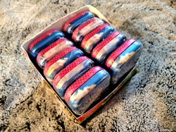 Pokemon Ascended Hero’s Mini Tin Display 10 tins sealed - Image 3