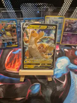 Pokemon TCG Dragonite V SWSH235 Black Star Promo Holo Card Near Mint Condition - Image 1