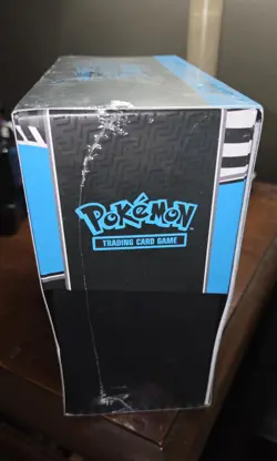 Pokemon TCG Black Bolt Pokemon Center ETB - Tear - Image 4