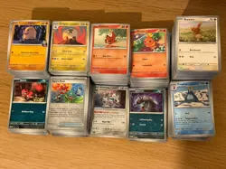 900 Bulk Bundle Of Pokemon Cards. NM/M Common, Uncommon, Reverse Holo. Mixed. - Image 1