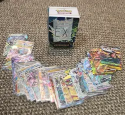 Pokemon TCG Joblot of Bulk Card Bundle 900 cards + PLUS ACCESSORIES - Image 4