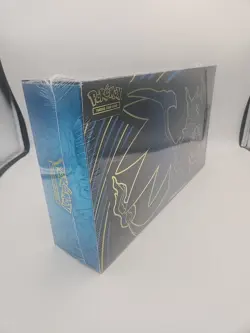 Pokemon TCG Mega Evolutions Mega Charizard X EX Ultra Premium Collection - Image 2