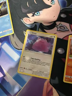 Pokemon TCG Card Detective Pikachu Holos (7) 2019 - Image 4