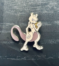 Mewtwo Pokemon Pin Badge Metal Enamel 2017 Shining Legends Card Box Collection - Image 1