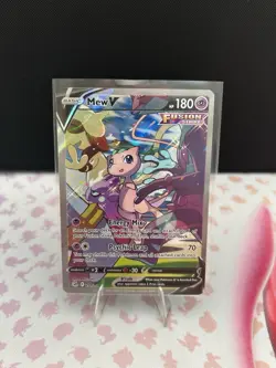 Mew V 251/264 Fusion Strike Holo Full Art Ultra Rare Pokemon TCG Near Mint - Image 1
