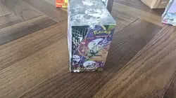 Pokemon Sword And Shield Vivid Voltage Bundle SEALED! - Image 3