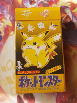 1998 Pokemon Sandshrew Queenof Hearts Yellow Pikachu Playing Card Heavily Played - Image 3