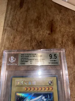 Blue Eyes White Dragon 25th Anniversary Ultimate Kaiba Japanese Yugioh BGS 9.5 - Image 2