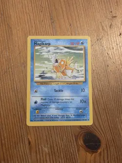 Magikarp (35/102) Base Set Unlimited Pokemon card - Image 1