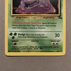 Pokemon Cards Muk 28/62 Unlimited Fossil WOTC Rare NM - Image 3