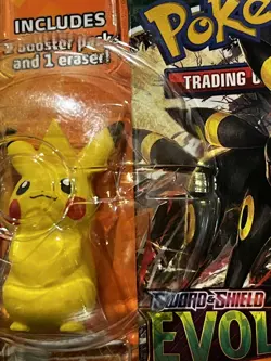 Pokemon TCG : Back to School Pikachu Eraser 2 Booster Blister Evolving Skies - Image 2