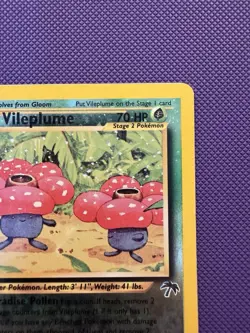 Pokemon TCG Vileplume 17/18 Southern Islands Reverse Holo Card Damaged - Image 5
