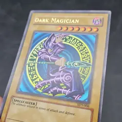 Yugioh! Dark Magician SDY-006 Ultra Rare Holo Vintage 1996 - Image 3