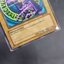 Yugioh! Dark Magician SDY-006 Ultra Rare Holo Vintage 1996 - Image 4
