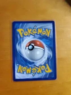 Pidgeot V 137/196 Ultra Rare Pokemon Card Lost Origins NM - Image 2