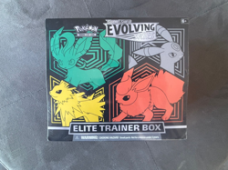Pokemon TCG Sword & Shield Evolving Skies Elite Trainer Box ETB SEALED - Image 5