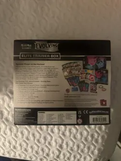Pokemon TCG Evolving Skies Elite Trainer Box Sword and Shield, Sealed - Image 3