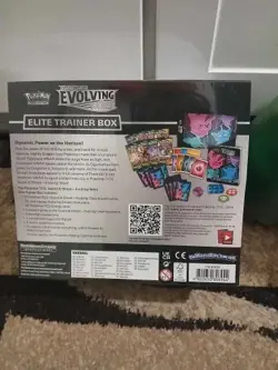 Pokemon TCG Sword & Shield Evolving Skies Elite Trainer Box 820650808944 - Image 2