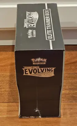 Pokemon Evolving Skies Elite Trainer Box ETB - Sylveon - BRAND NEW - Sealed! - Image 4