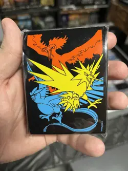 Moltres Zapdos Articuno - Hidden Fates Elite Trainer Box - Pokemon Sleeves - Eng - Image 1