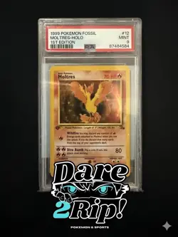 1999 Pokemon Fossil 1st Edition Moltres Holo PSA 9 - Image 1
