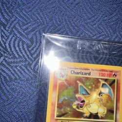 1995 Pokemon Base Set Charizard Holo Foil 4/102 - Image 4