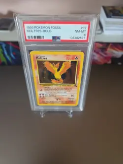 Pokemon TCG Moltres Fossil Holo Rare Card PSA 8 12/62 Vintage - Image 4