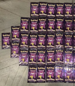 62 Unopened NEW Pokemon Cards 2022 Halloween Trick Or Trade 3 Card Packs - Image 3