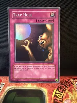Trap Hole LOB-058 Super Rare Unlimited NM Condition - Image 1