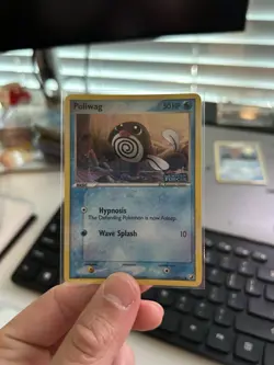 Pokemon TCG Poliwag 67/115 Unseen Forces Reverse Holo 50 HP Wave Splash - Image 2