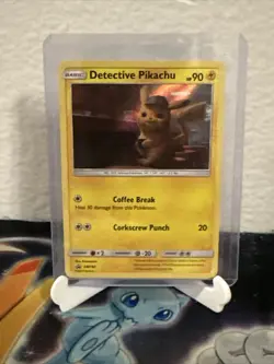 Pokemon TCG Holographic Detective Pikachu Detective Pikachu SM190 Promo Nm-LP - Image 1