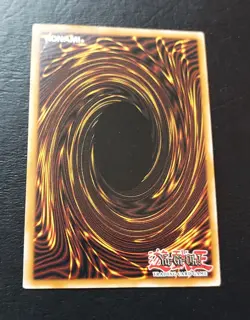 2005 YU-GI-OH! SD1-EN001 RED-EYES DARKNESS DRAGON 1ST EDITION - Image 5