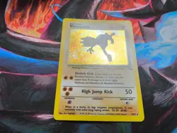 1999 POKEMON FOSSIL #7 HITMONLEE-HOLO LP - Image 4