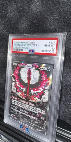 Pokemon Galarian Moltres V Full Art Ultra Rare Chilling Reign 177/198 PSA 10 - Image 1