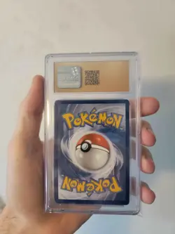 2021 POKEMON FUSION STRIKE ULTRA RARE - HOLO #251/264 MEW V CGC 10 PRISTINE - Image 4