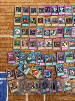 Yu-Gi-Oh! Vintage 1996 Card Lot of 320+ Cards - Image 2
