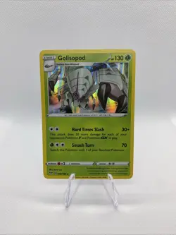 Golisopod 018/189 Sword & Shield Darkness Ablaze Holo Pokemon Card TCG - Image 1