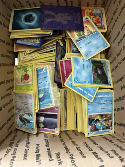 Pokemon Variety Box Over 1000 Cards - Image 3