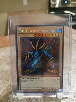 Yugioh Tri-Horned Dragon LOB-EN000 25th Anniversary Secret Rare (LP/NM) - Image 1