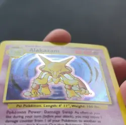 1999 Pokemon Alakazam Holo Rare 80 HP Stage 2 Base Set 001/102 Card - Image 2