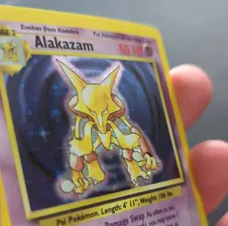 1999 Pokemon Alakazam Holo Rare 80 HP Stage 2 Base Set 001/102 Card - Image 3