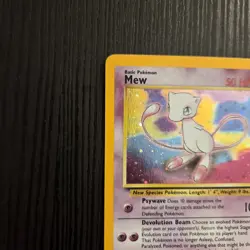 Mew Holo #9 Black Star Movie Promo 2000 Pokemon Card - Image 3